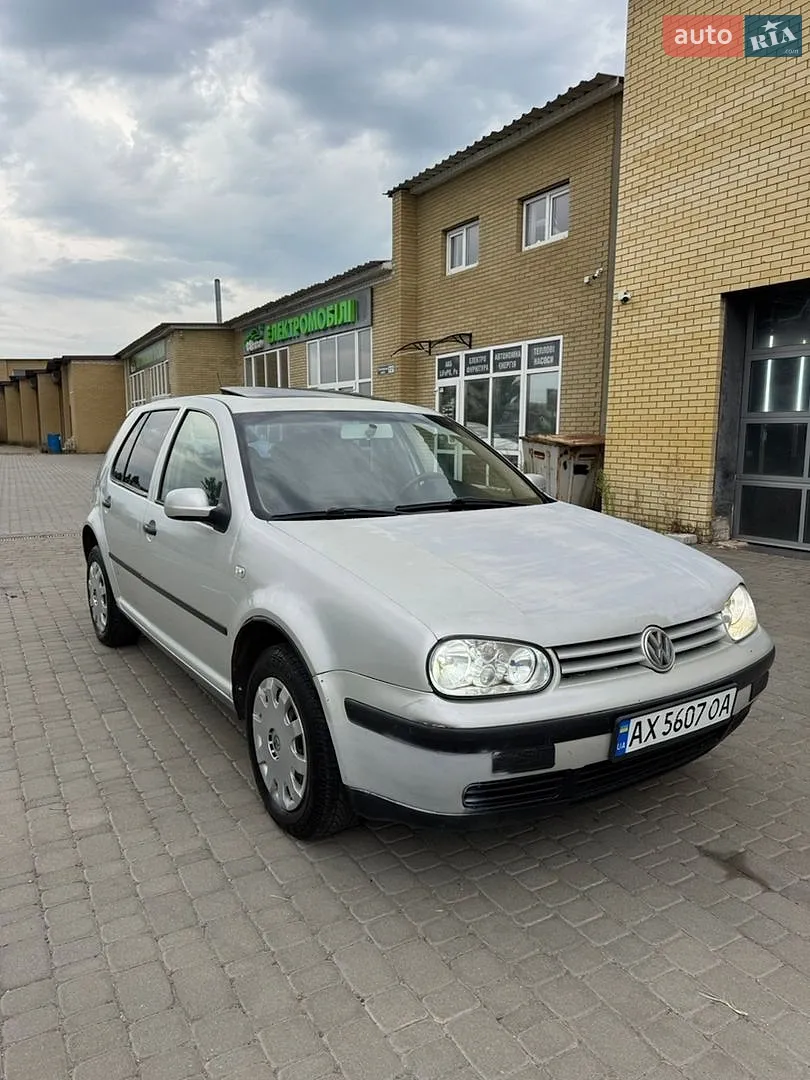 Volkswagen Golf, 1999