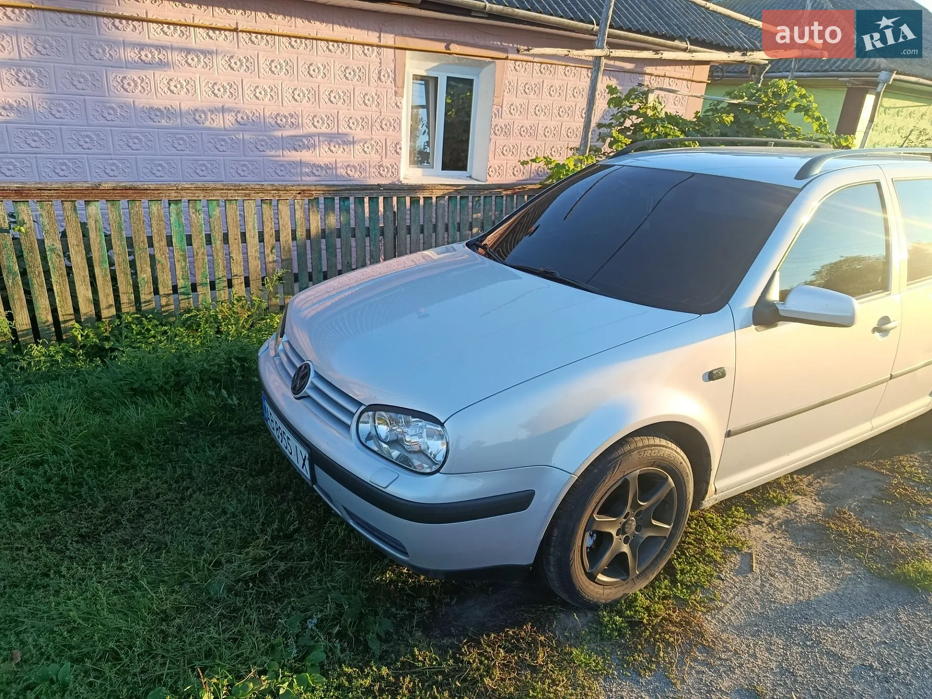 Volkswagen Golf, 2000