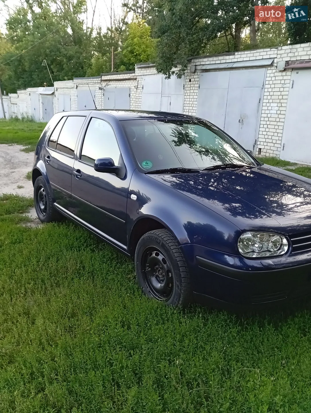 Volkswagen Golf, 2001