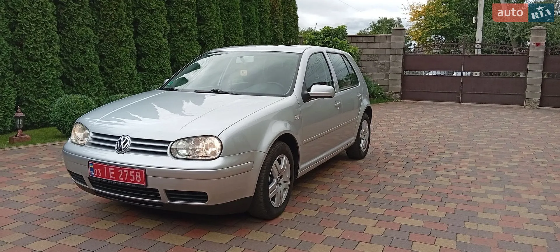 Volkswagen Golf, 2003