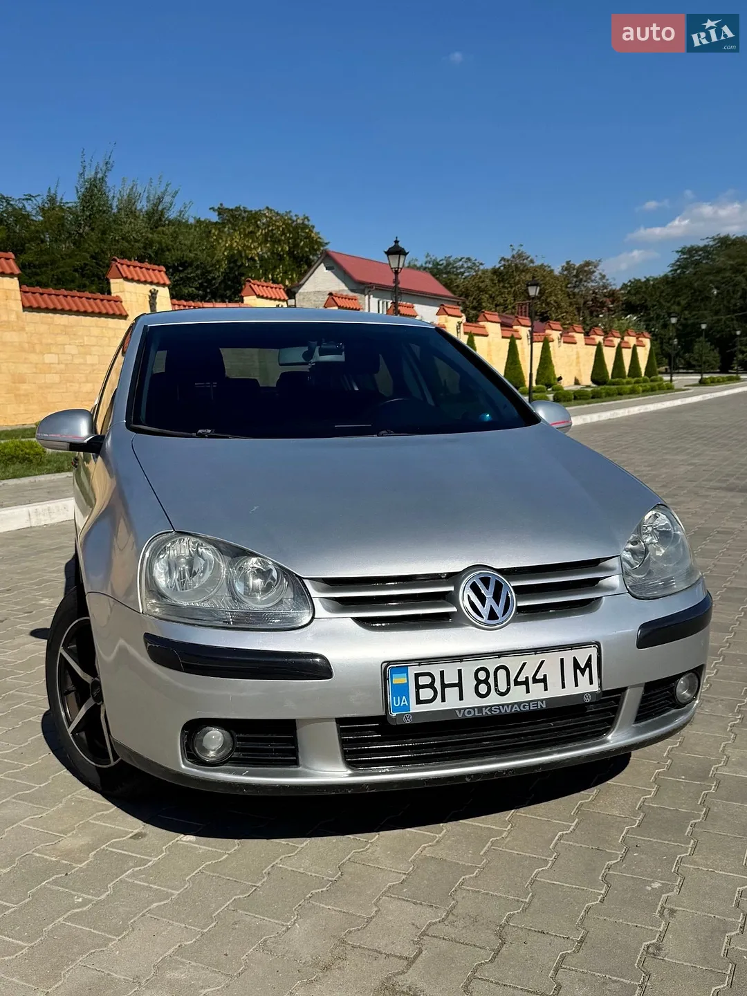 Volkswagen Golf, 2004