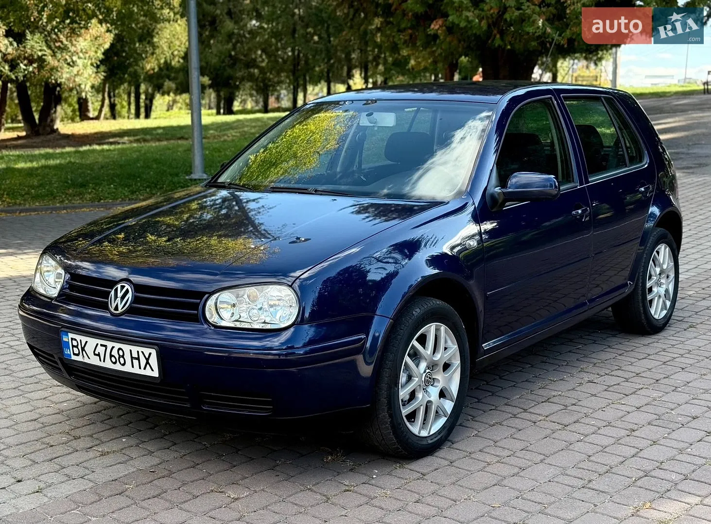 Volkswagen Golf, 2003