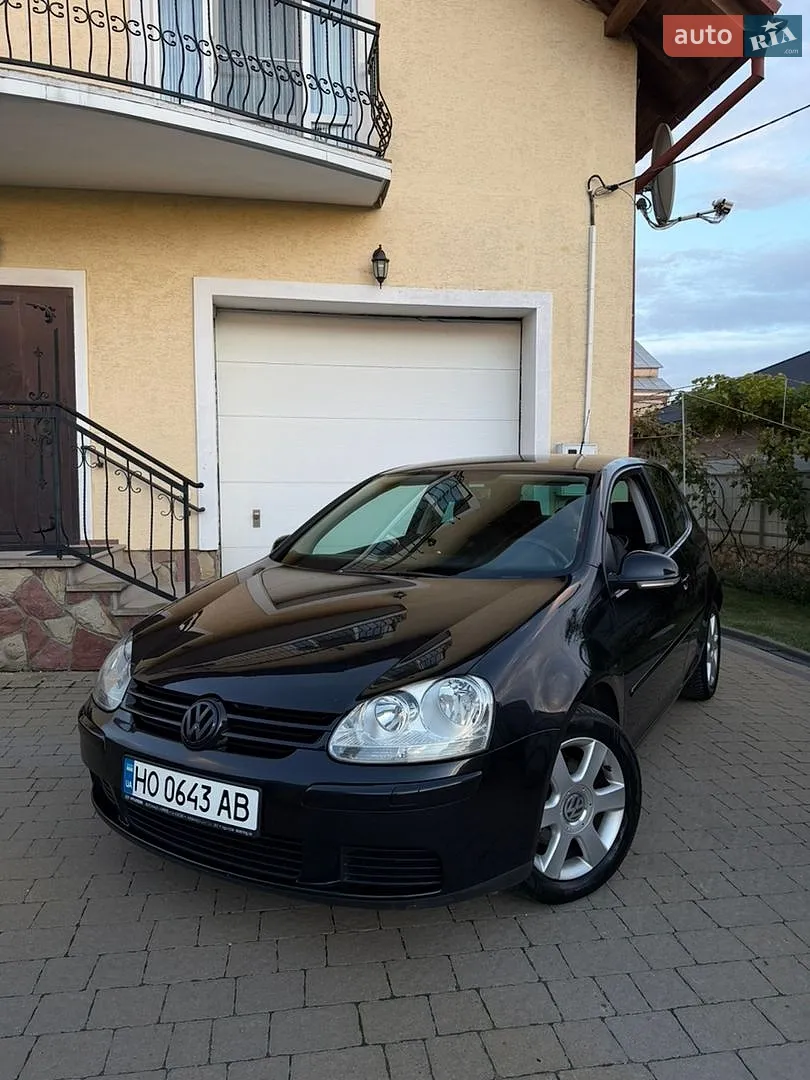 Volkswagen Golf, 2005