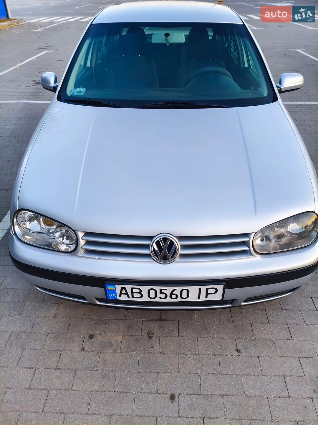Volkswagen Golf, 2001