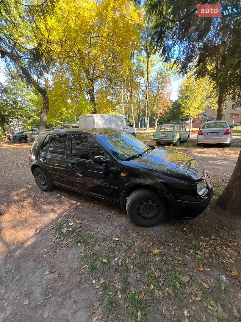 Volkswagen Golf, 1998