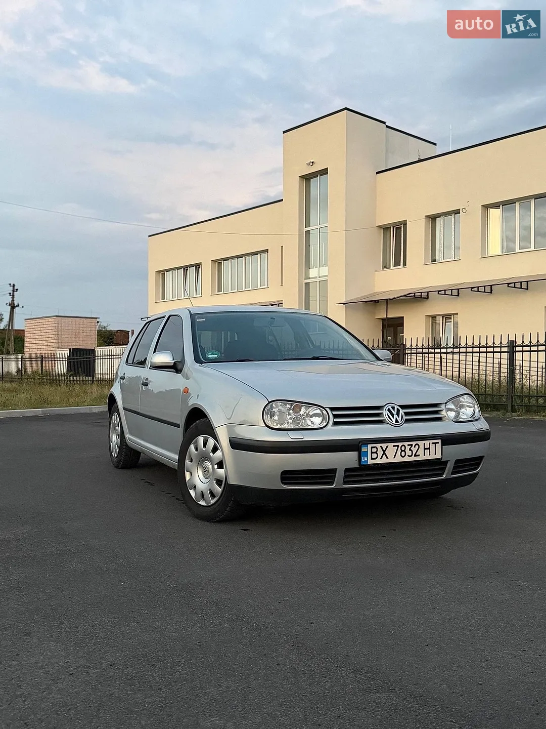 Volkswagen Golf, 1999