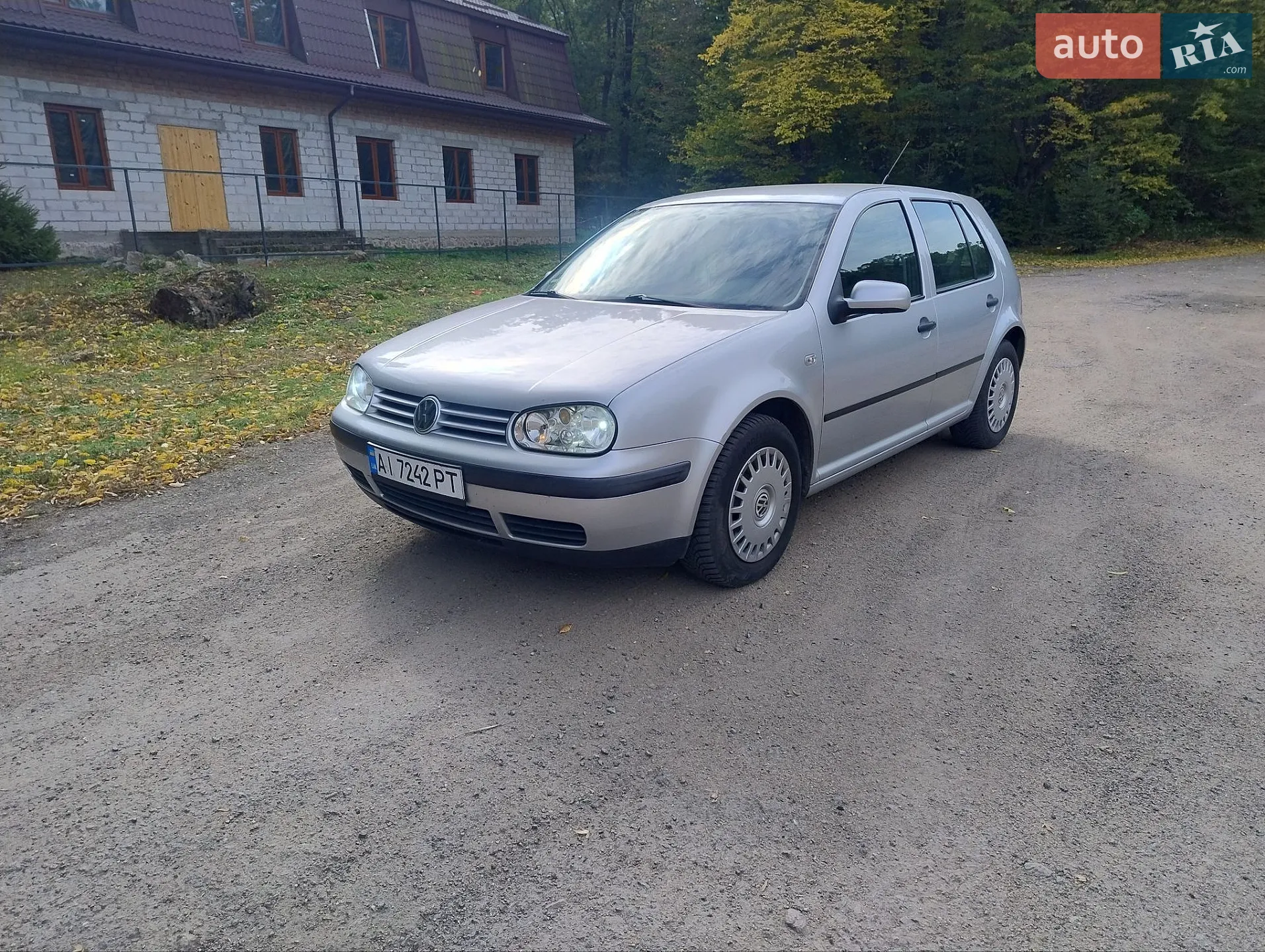Volkswagen Golf, 2000