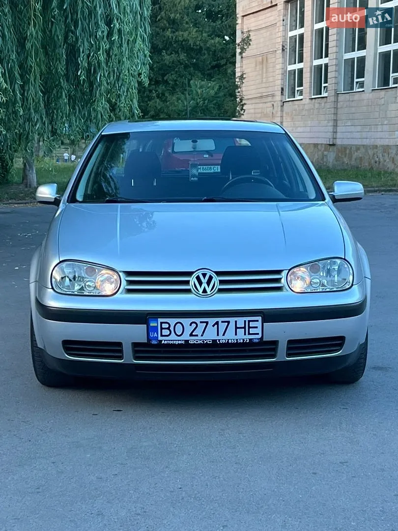 Volkswagen Golf, 2002