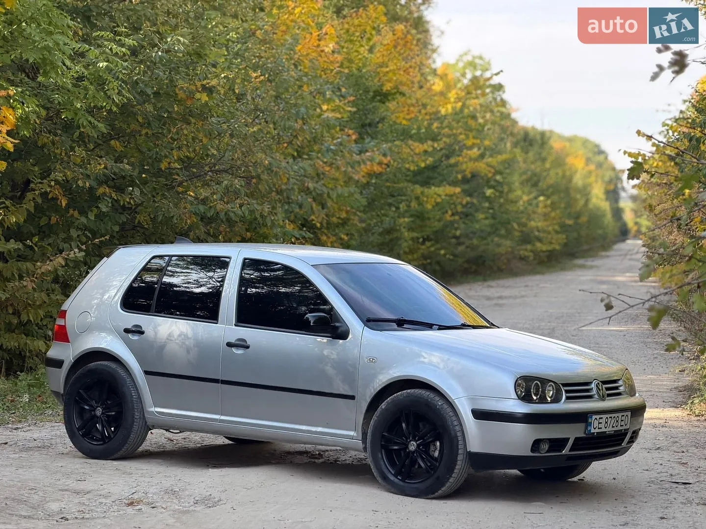 Volkswagen Golf, 2002