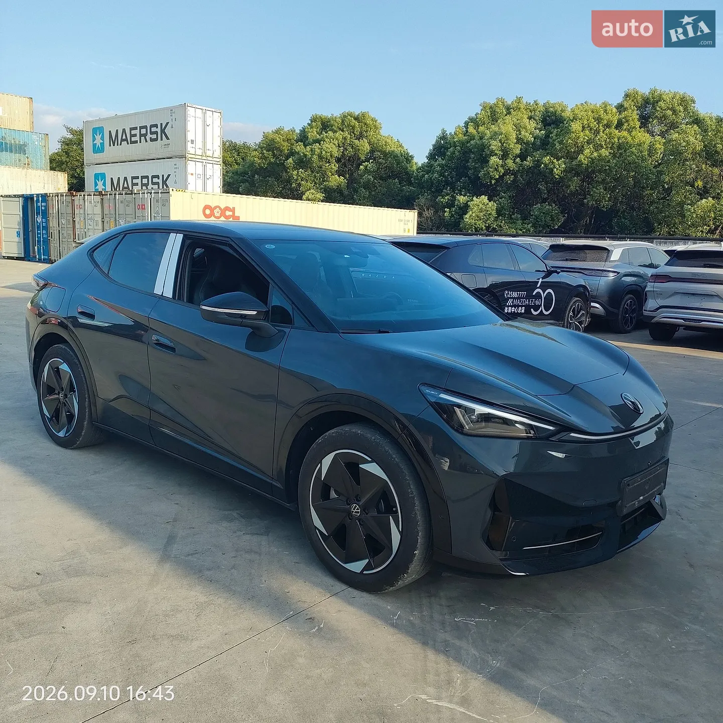Volkswagen ID.UNYX 06, 2024