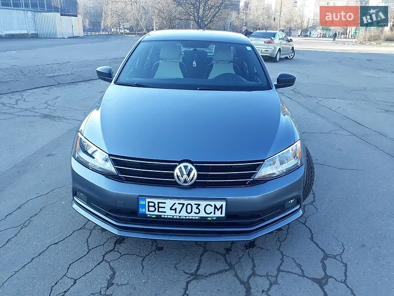 Volkswagen Jetta, 2016