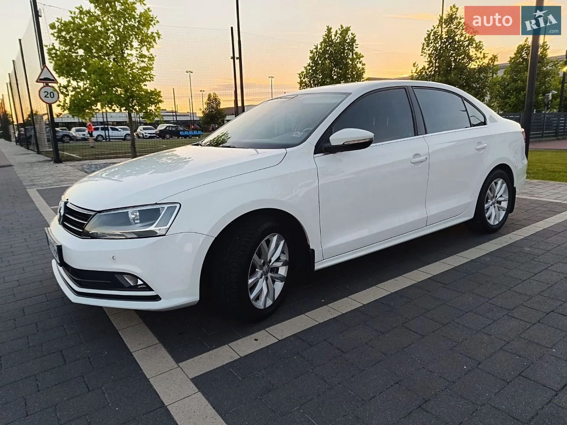 Volkswagen Jetta, 2016