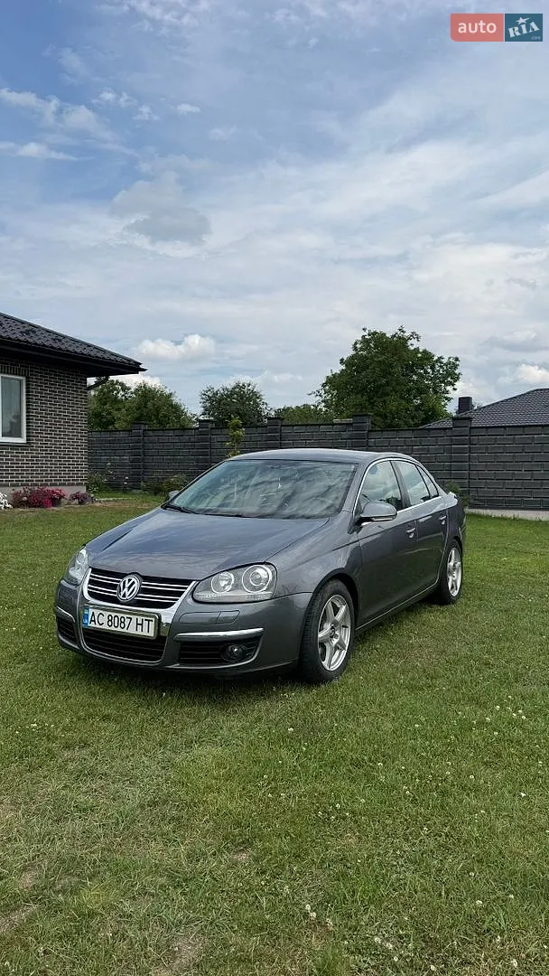 Volkswagen Jetta, 2009
