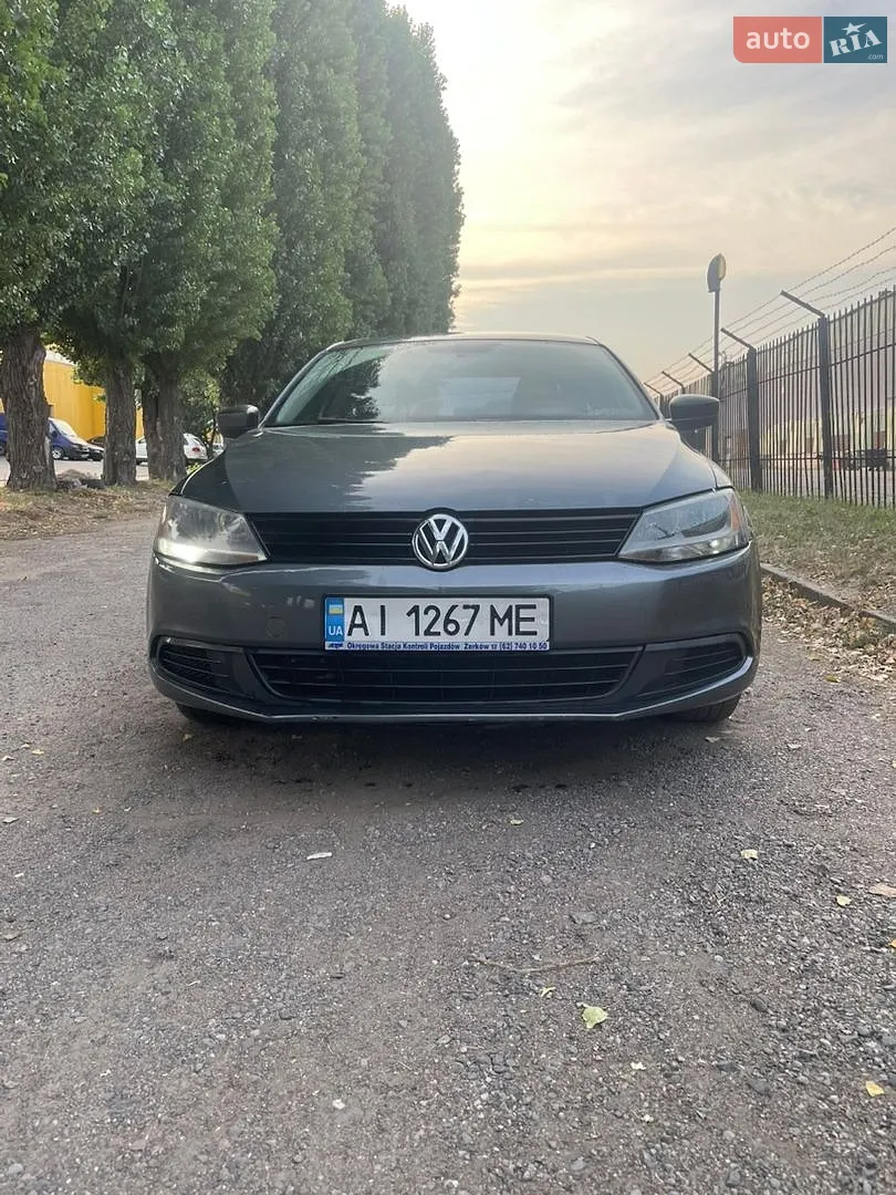 Volkswagen Jetta, 2014