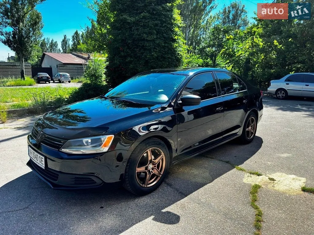 Volkswagen Jetta, 2011