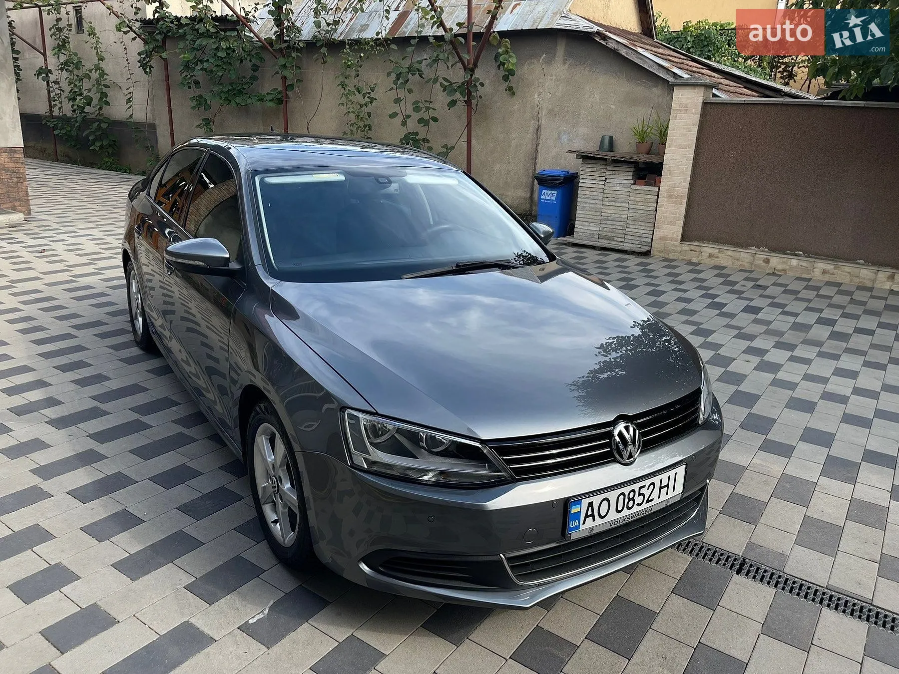 Volkswagen Jetta, 2011