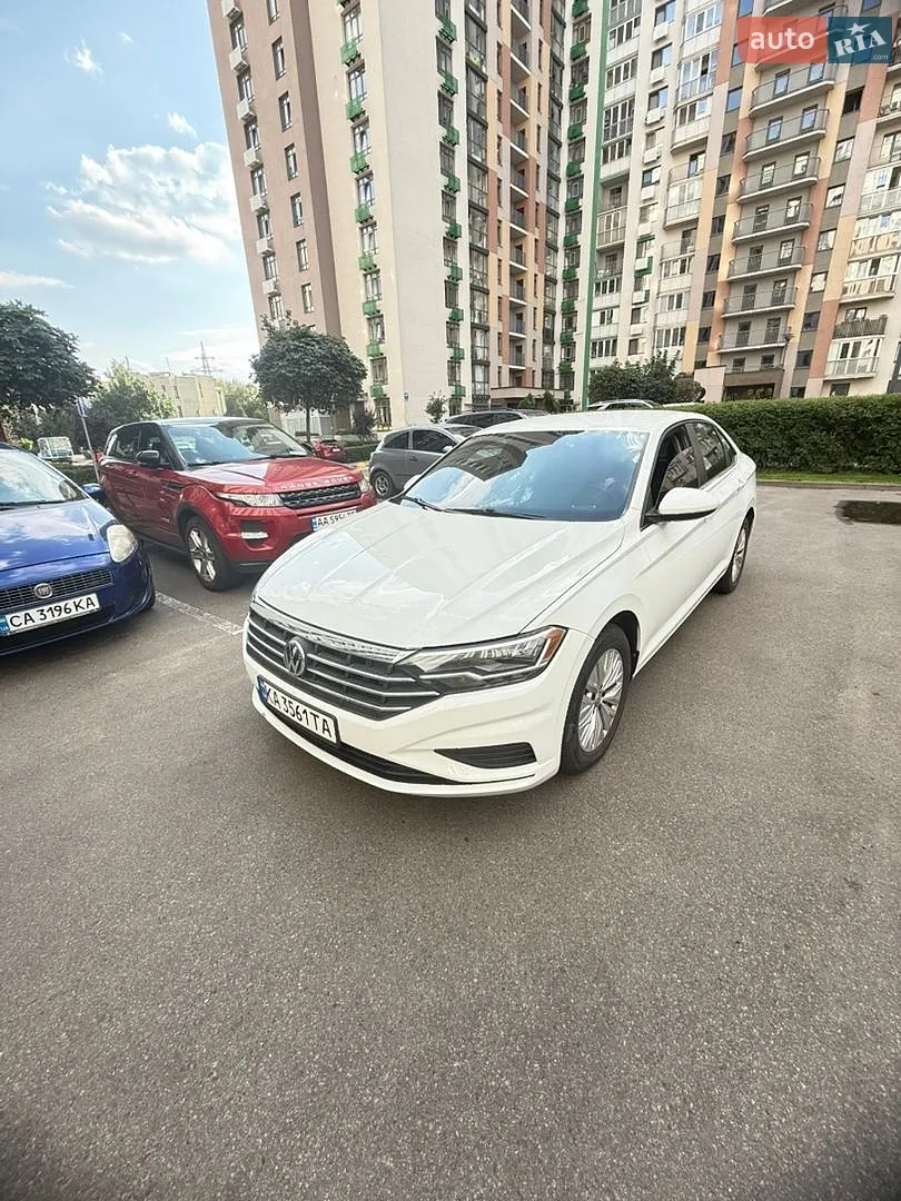 Volkswagen Jetta, 2019