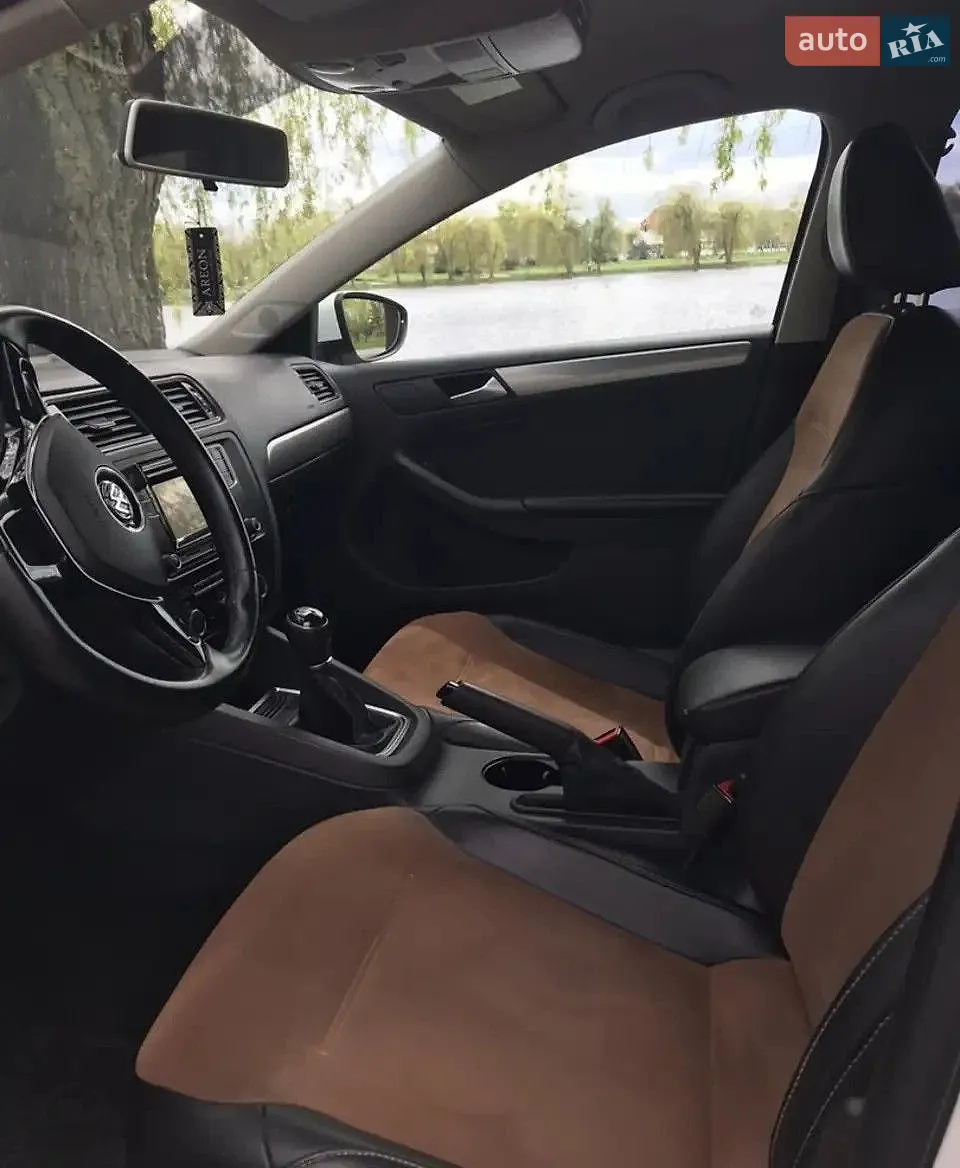 Volkswagen Jetta, 2016