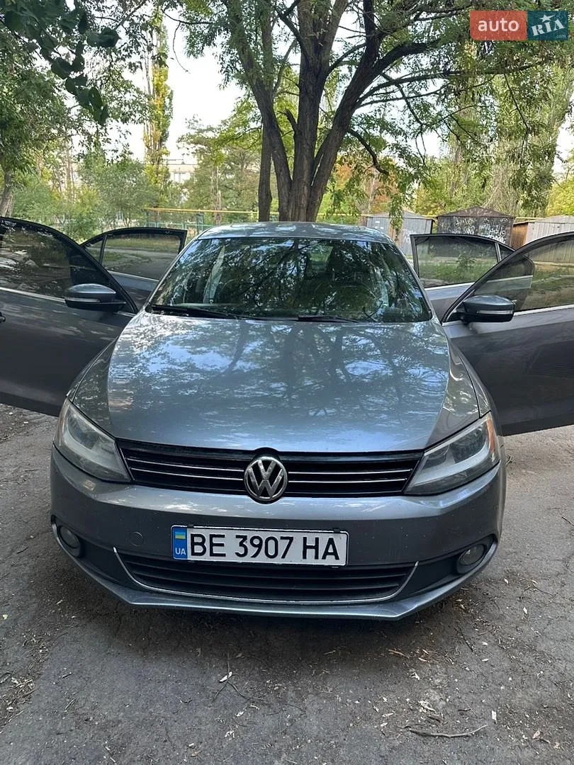 Volkswagen Jetta, 2010