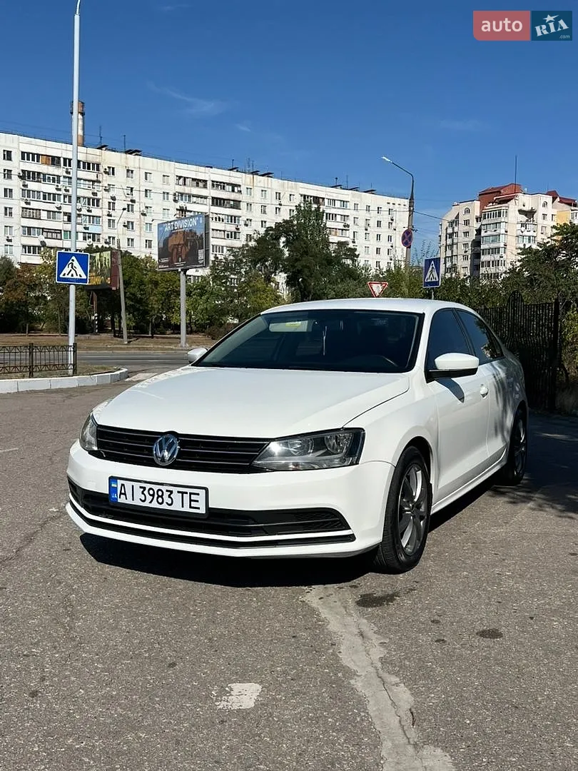 Volkswagen Jetta, 2015