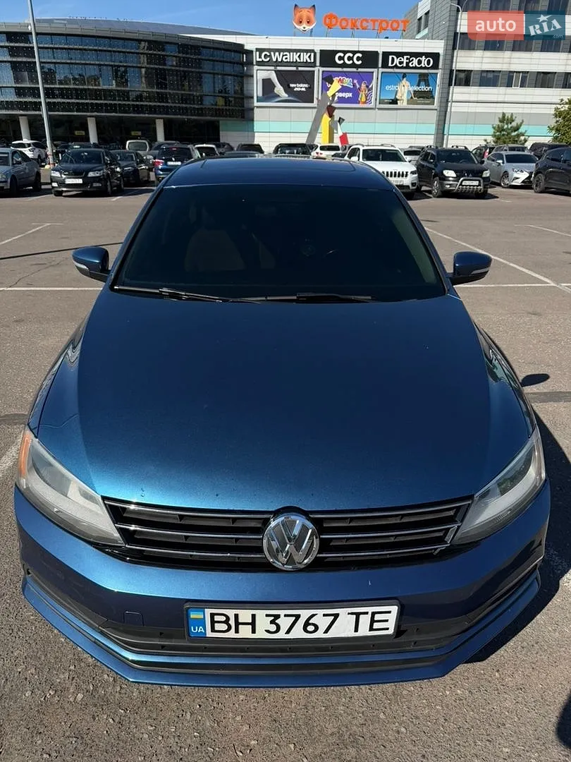 Volkswagen Jetta, 2015