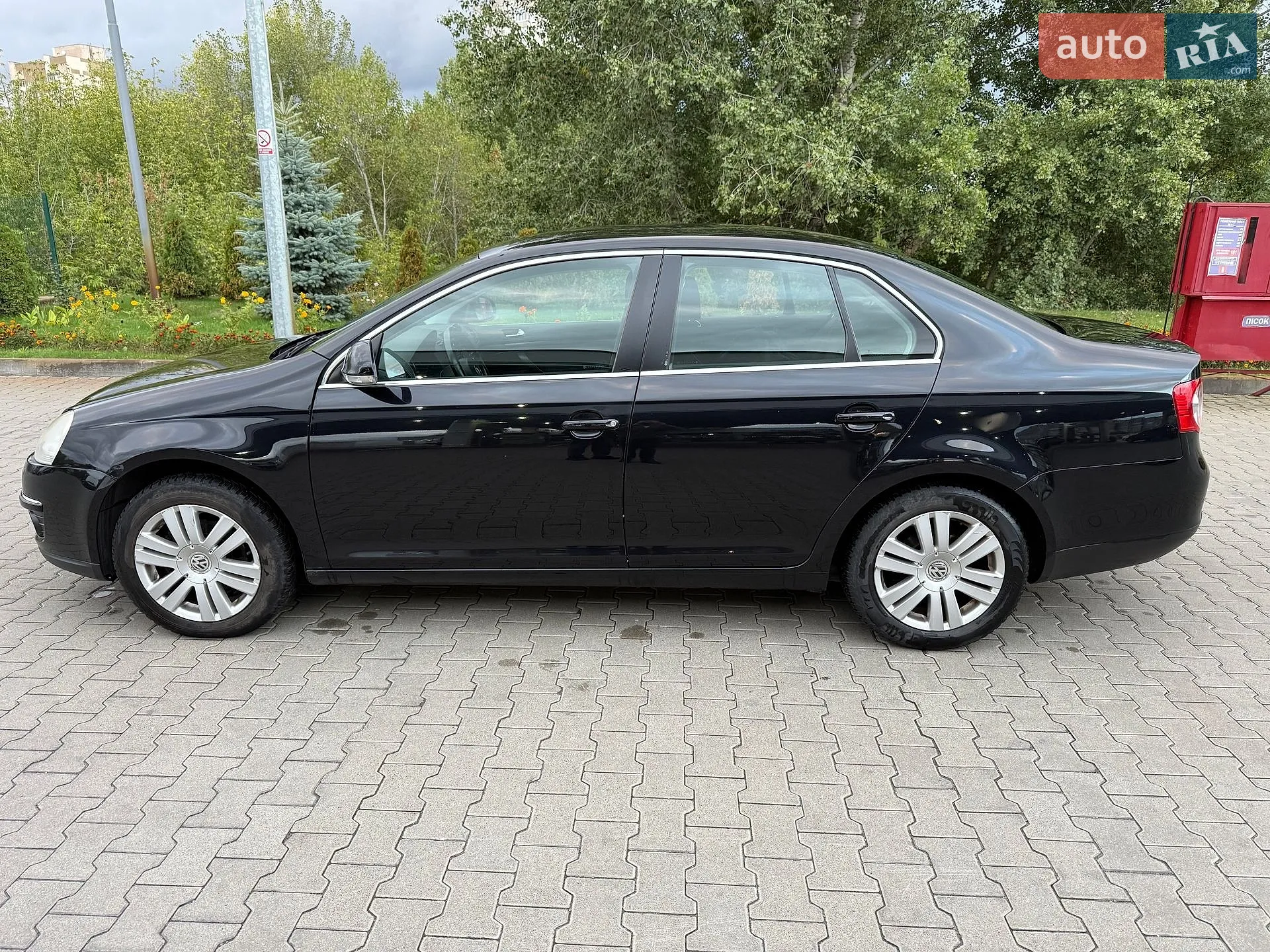 Volkswagen Jetta, 2009