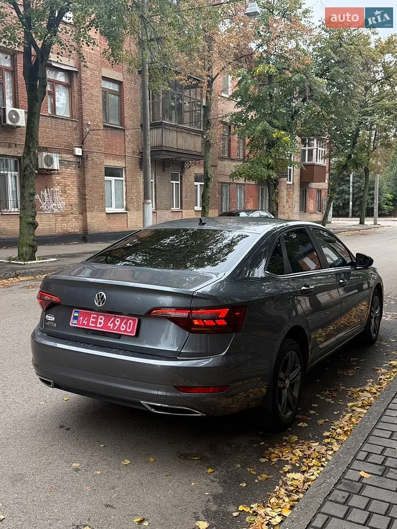 Volkswagen Jetta, 2018