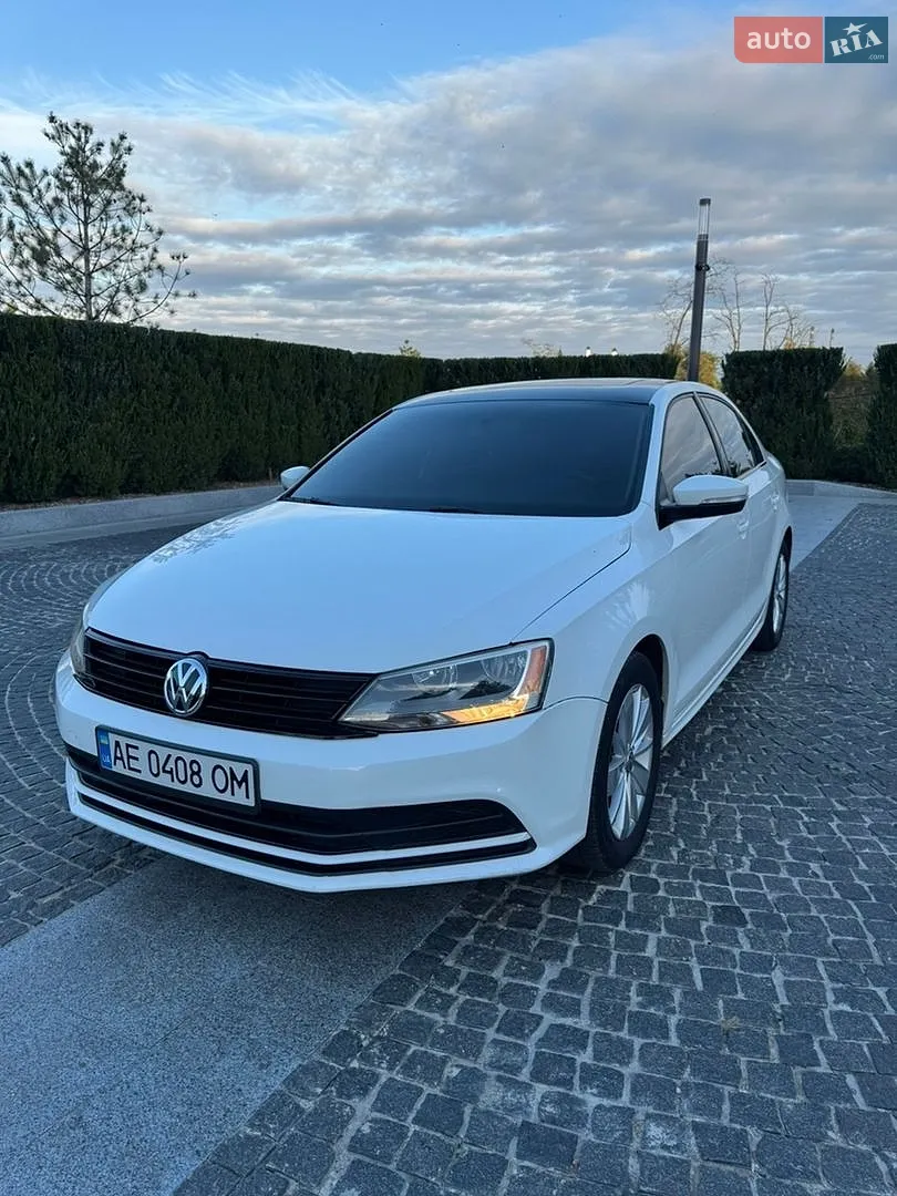 Volkswagen Jetta, 2016