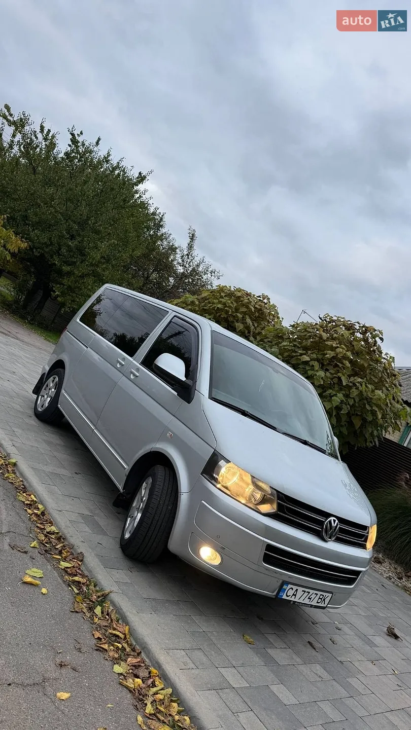 Volkswagen Multivan, 2011