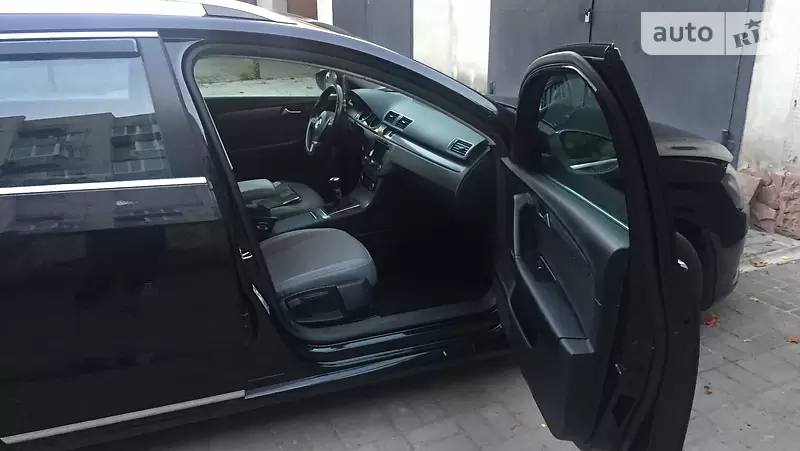 Volkswagen Passat, 2012