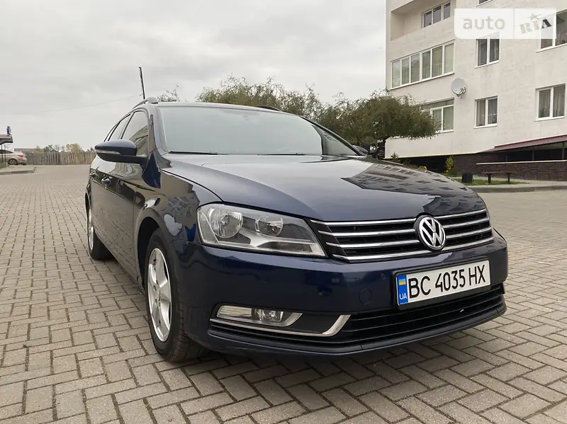 Volkswagen Passat, 2011