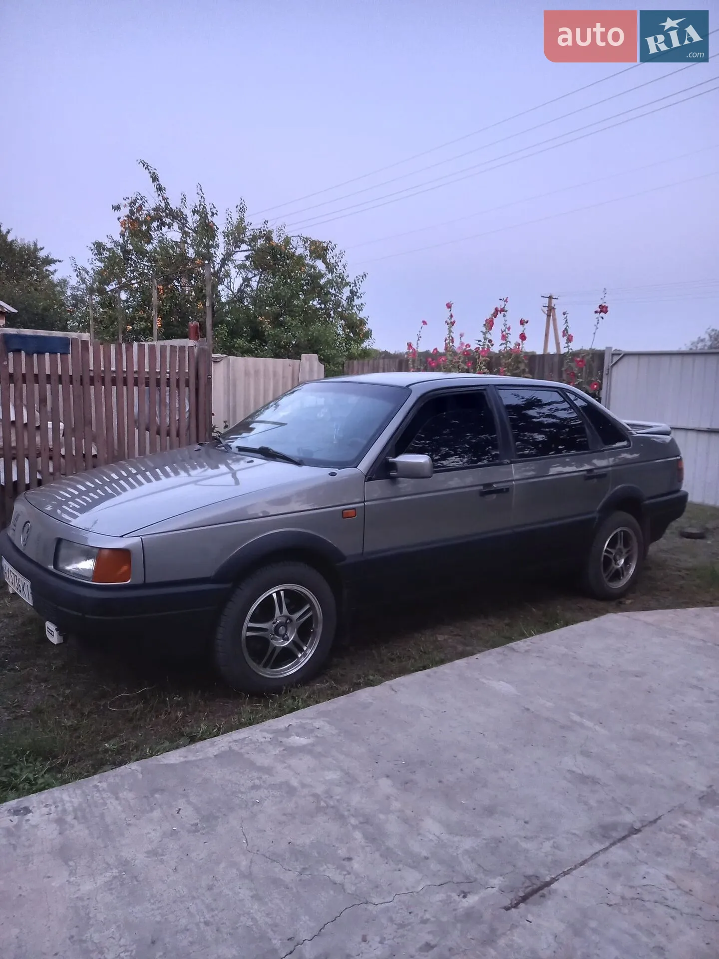 Volkswagen Passat, 1990