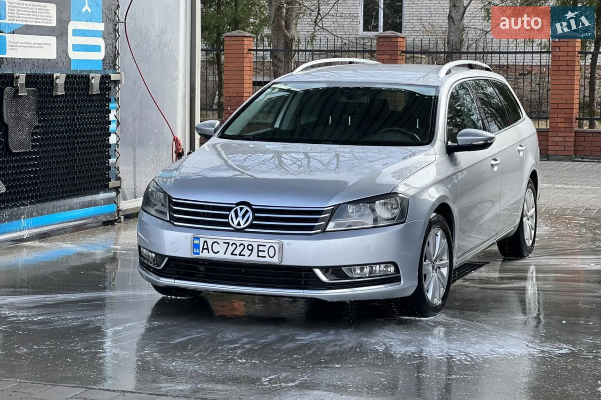 Volkswagen Passat, 2011