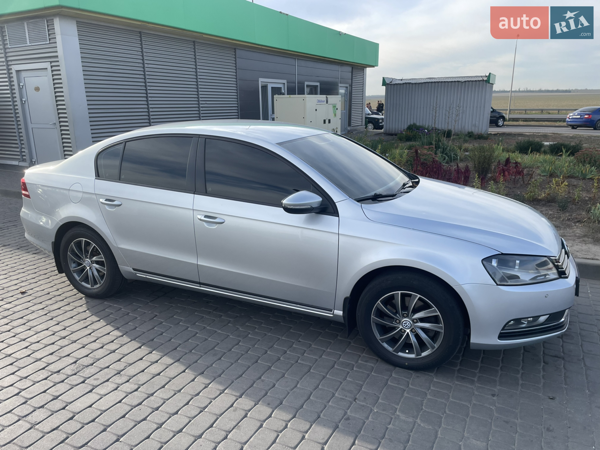 Volkswagen Passat, 2011