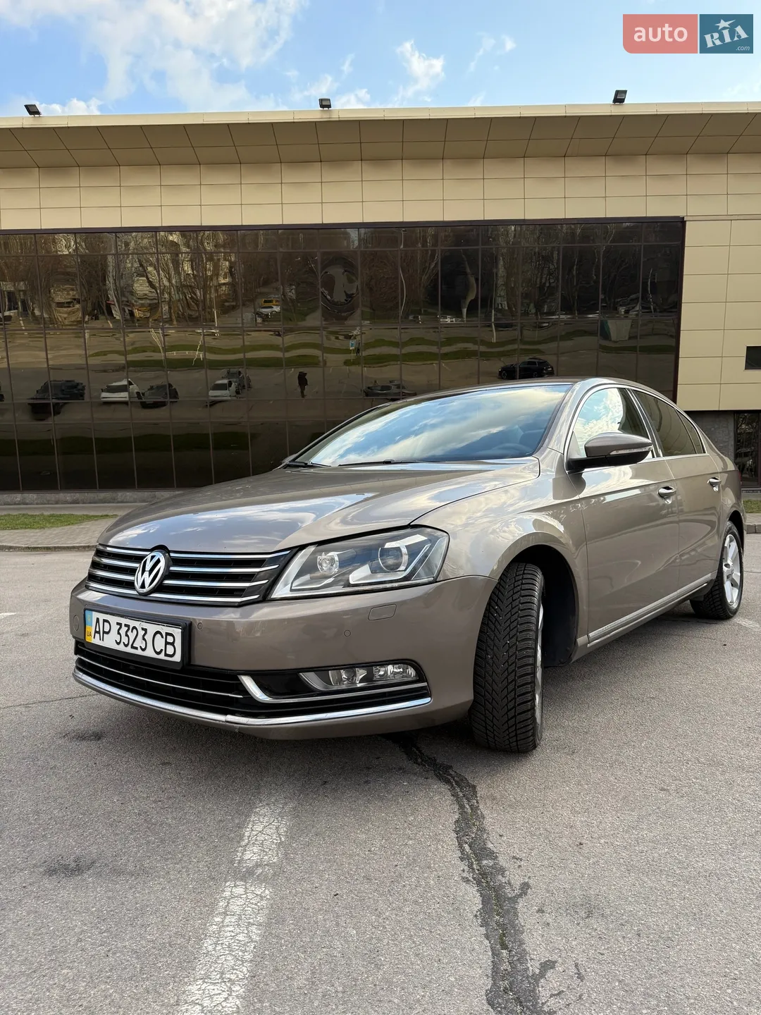 Volkswagen Passat, 2011