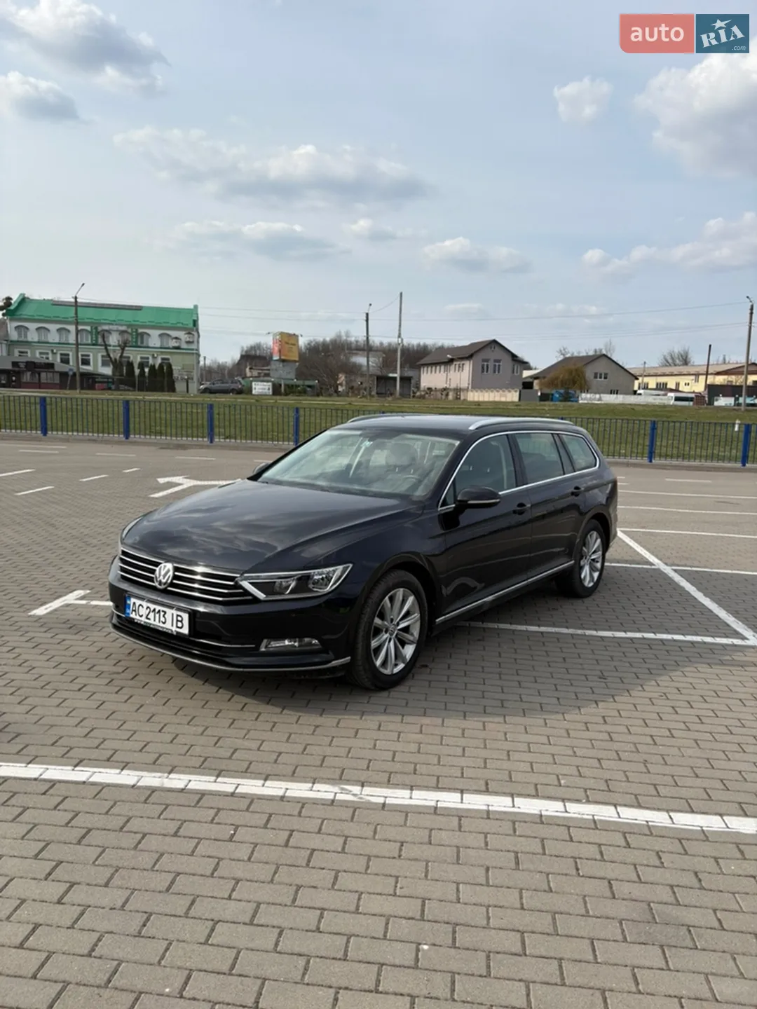 Volkswagen Passat 2017 — 1