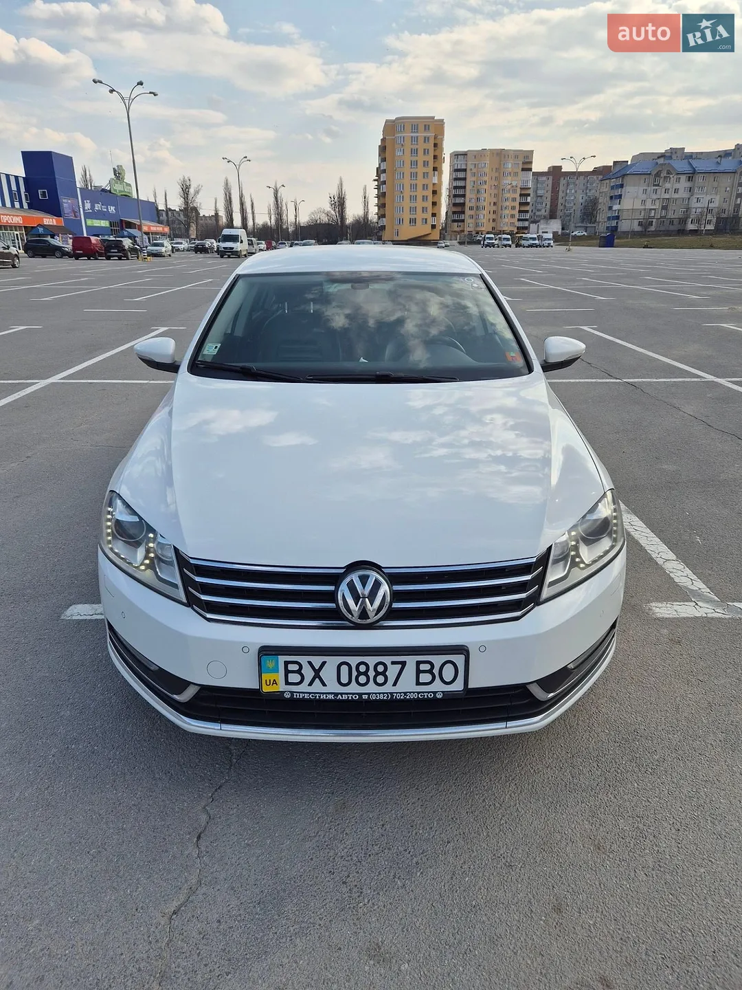 Volkswagen Passat, 2011