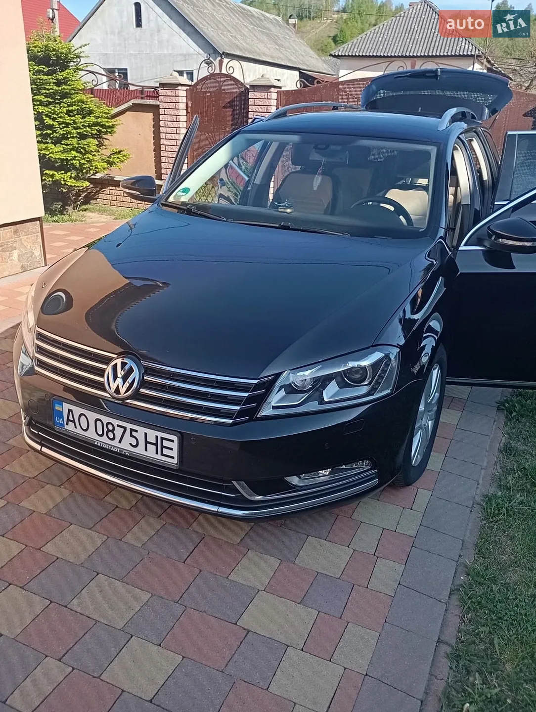 Volkswagen Passat, 2011