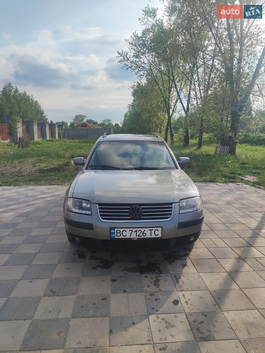Volkswagen Passat, 2001