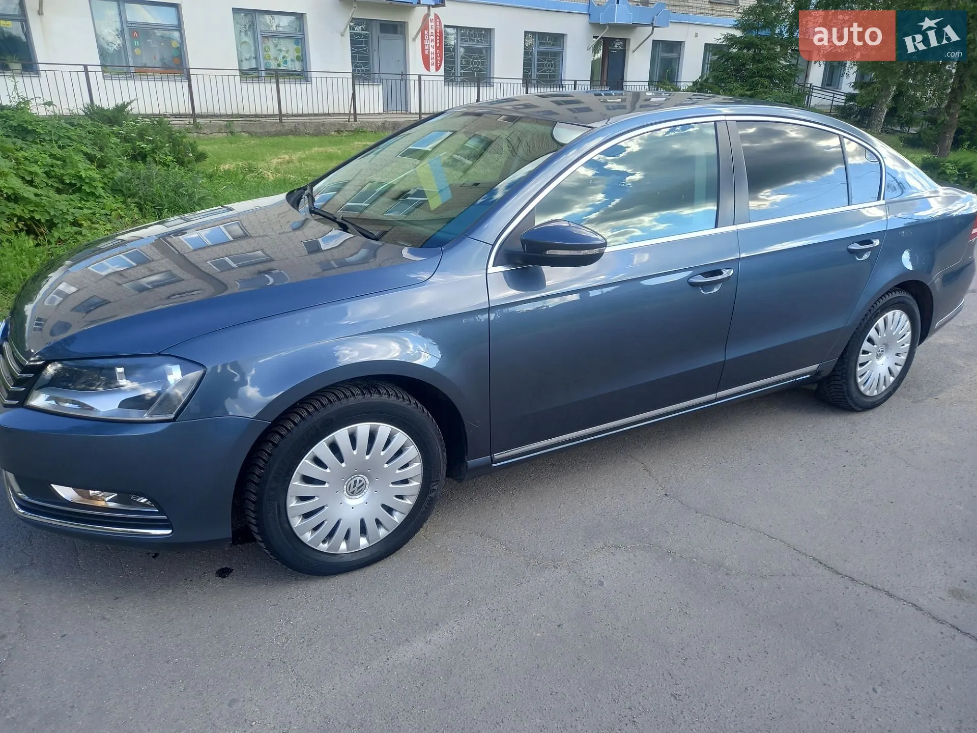 Volkswagen Passat, 2011