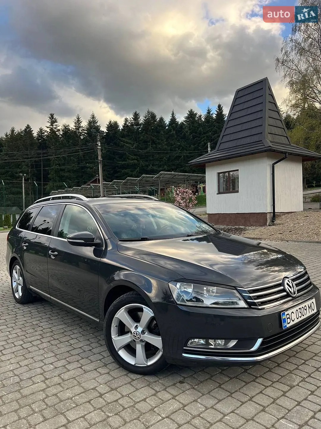 Volkswagen Passat, 2011