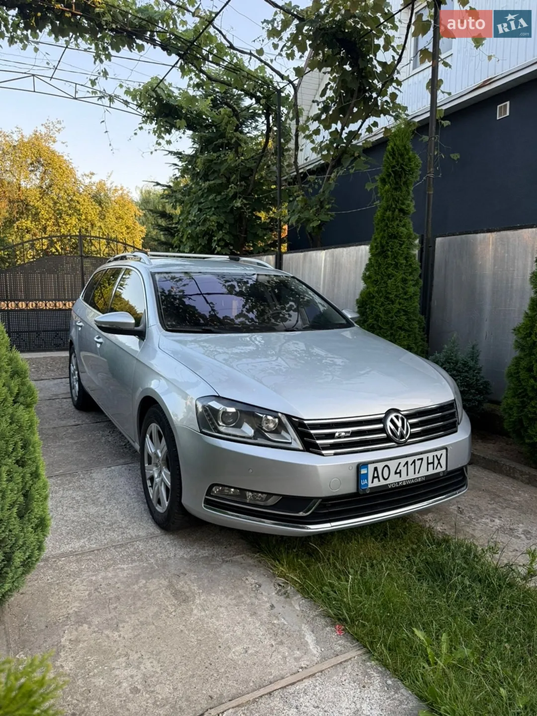 Volkswagen Passat 2010 — 1