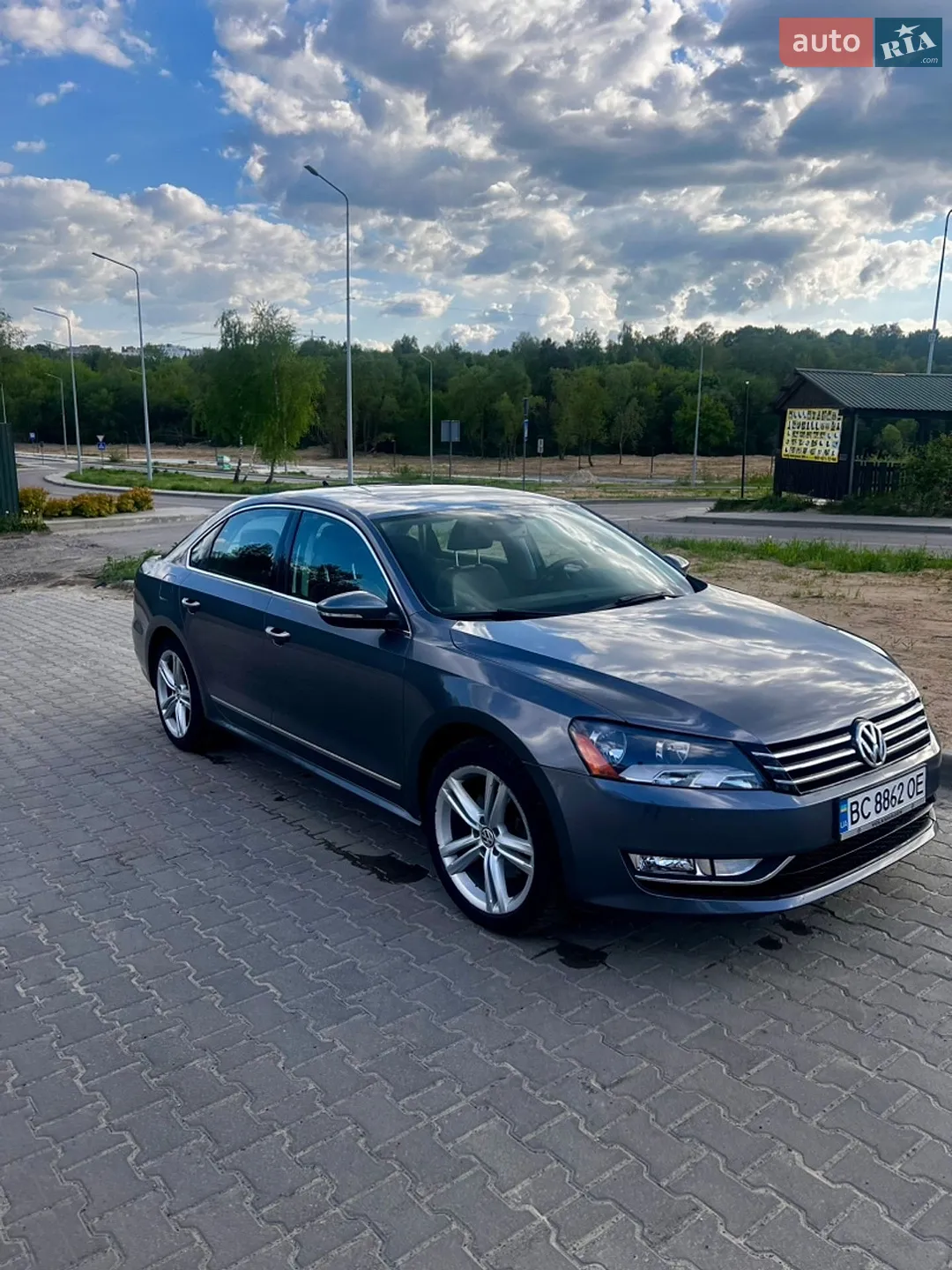 Volkswagen Passat, 2011