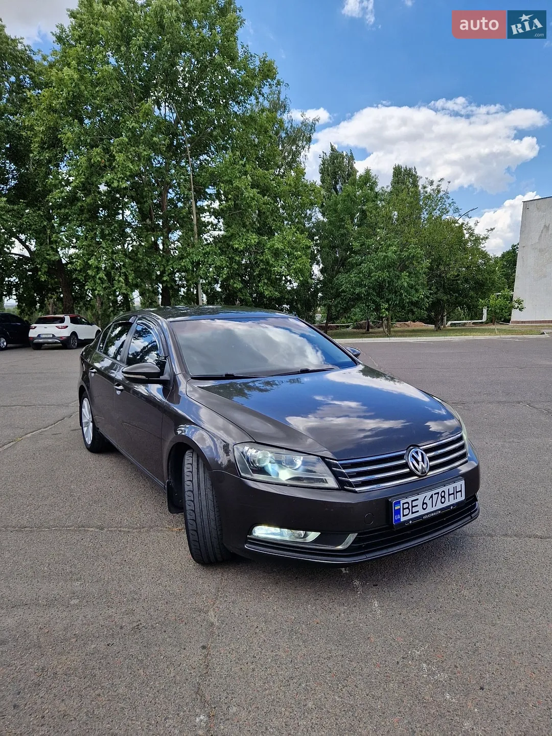 Volkswagen Passat, 2011