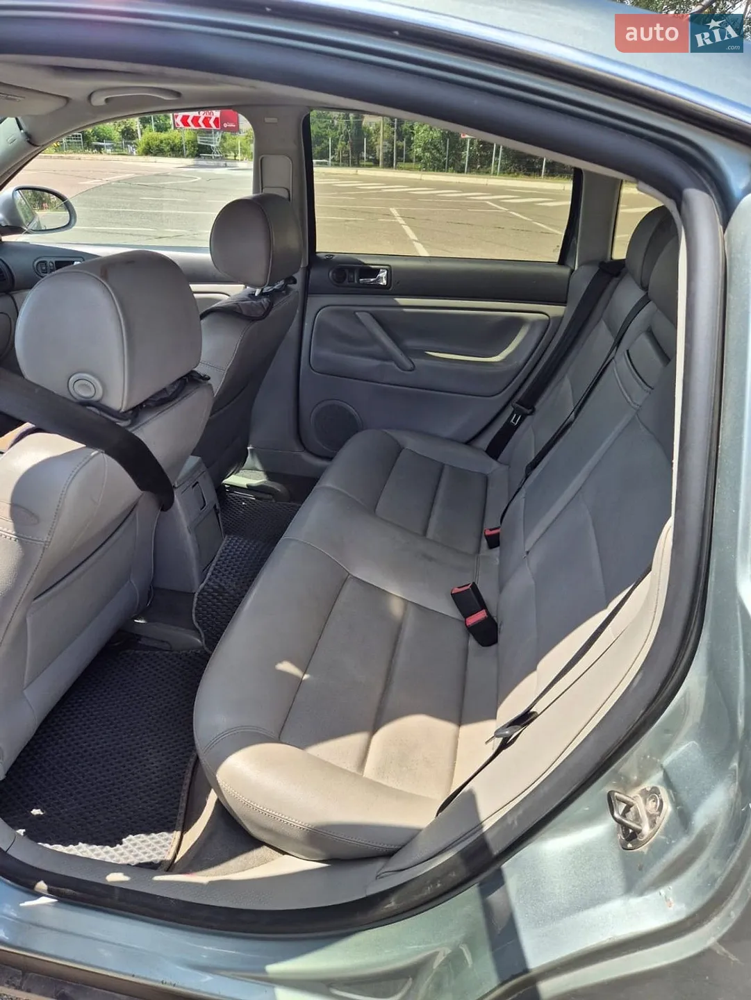 Volkswagen Passat, 2004