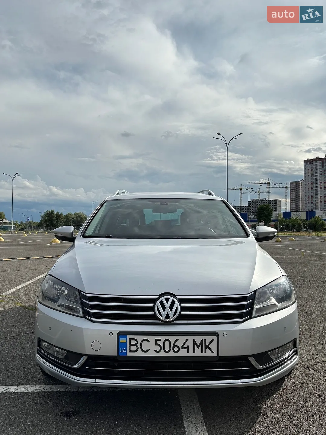Volkswagen Passat, 2011