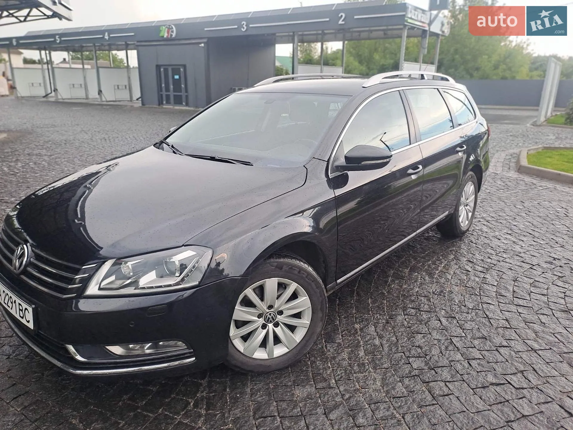 Volkswagen Passat, 2011