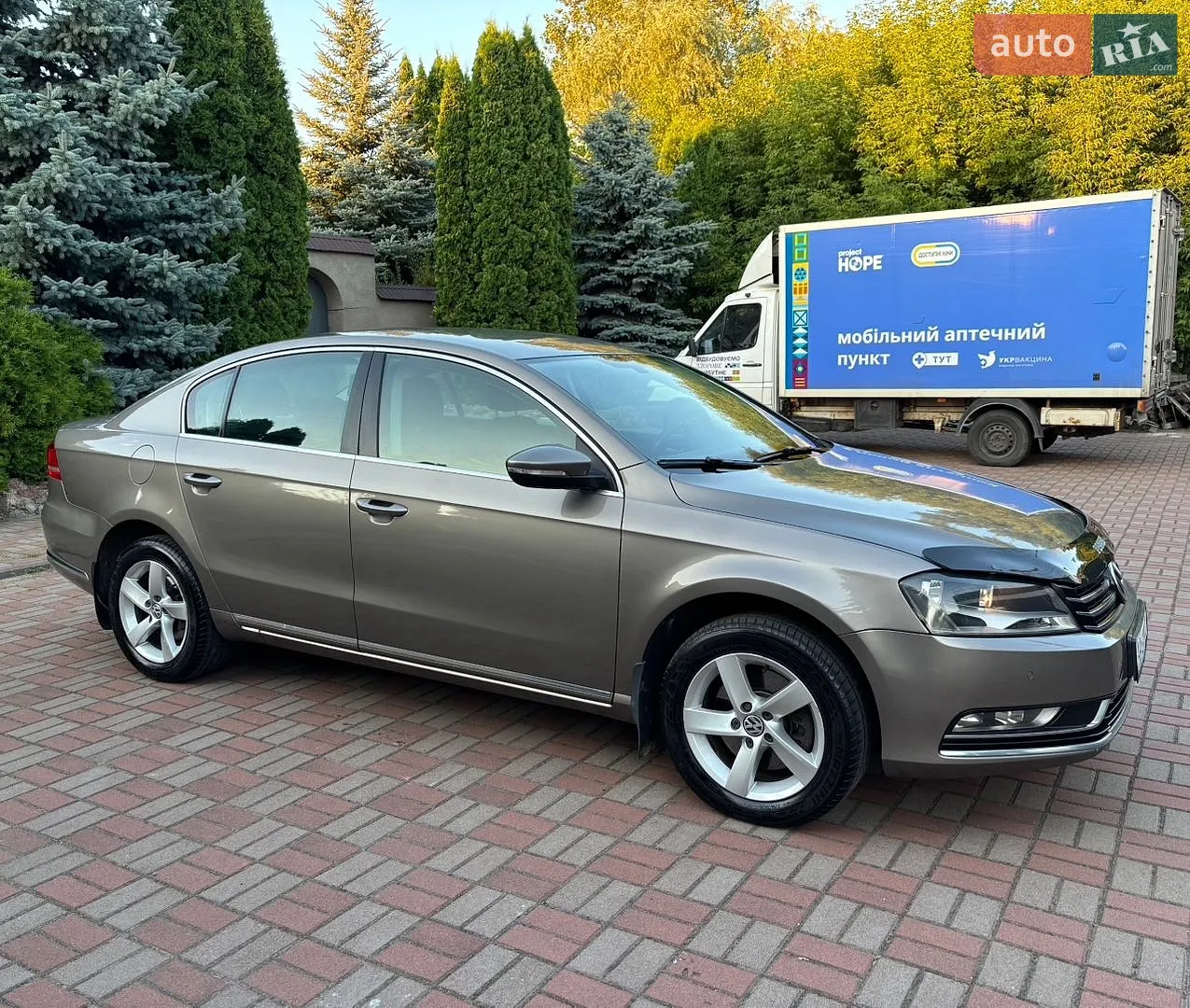 Volkswagen Passat, 2011