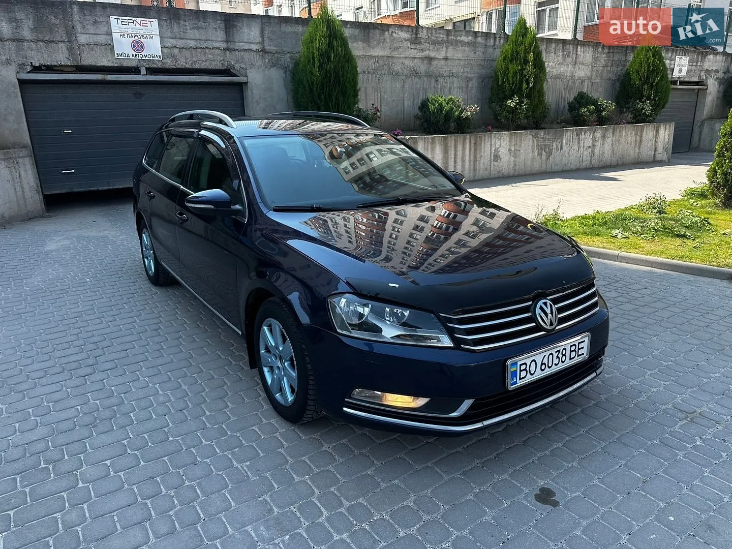 Volkswagen Passat, 2011