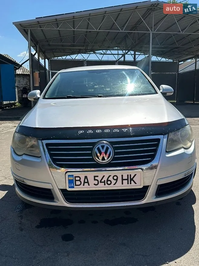 Volkswagen Passat, 2005